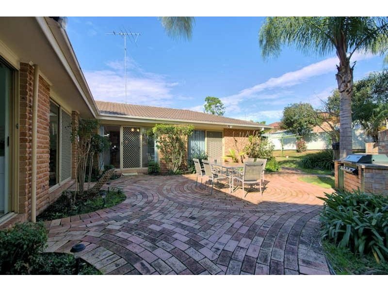 40 Floribunda Avenue, Glenmore Park NSW 2745