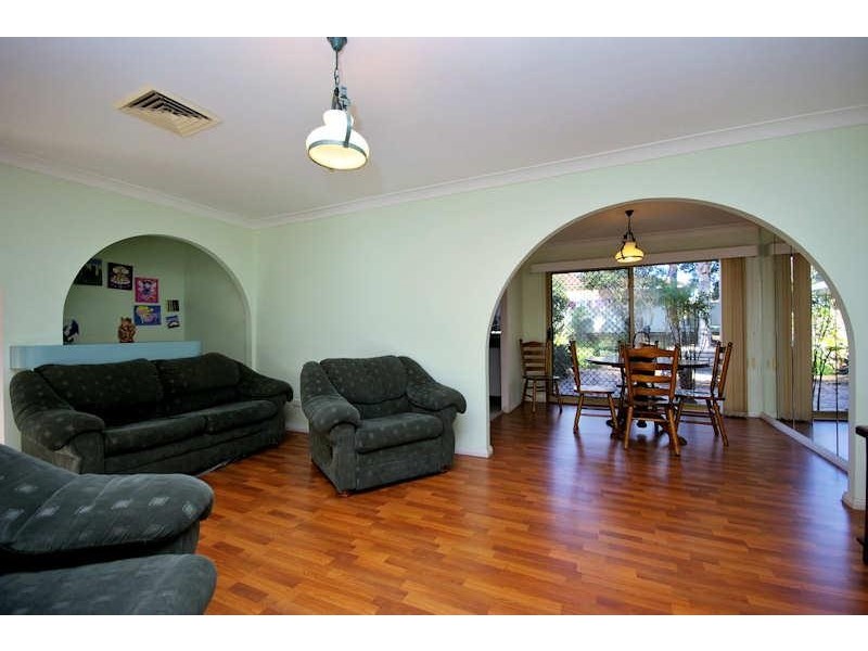 40 Floribunda Avenue, Glenmore Park NSW 2745