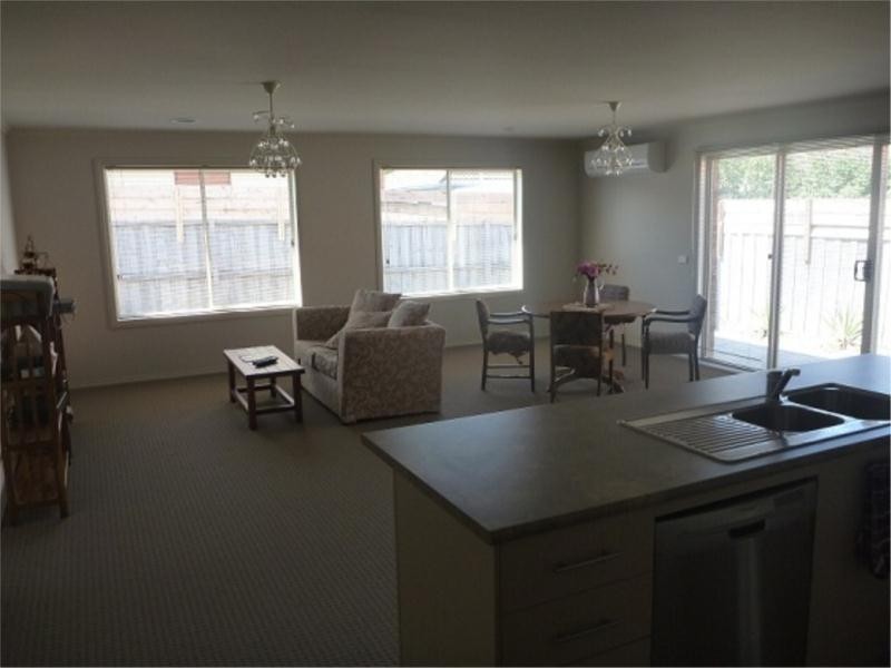 12 Watson Avenue, Belmont VIC 3216