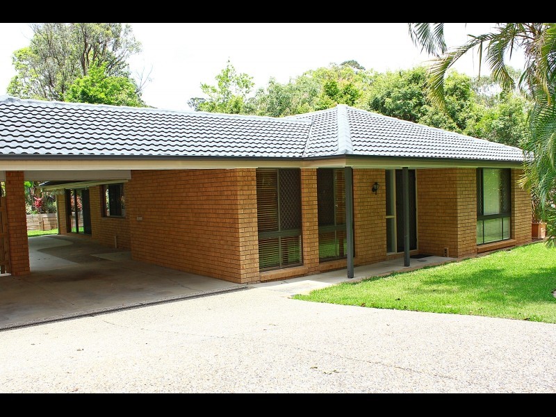 8 Kiriwina Street, Fig Tree Pocket QLD 4069