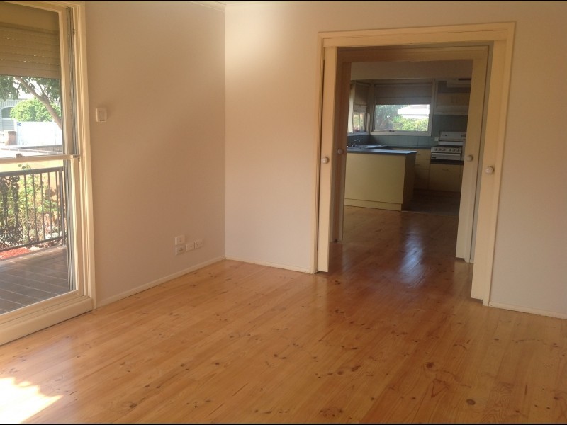 1/12 Glenleith Avenue, Drumcondra VIC 3215