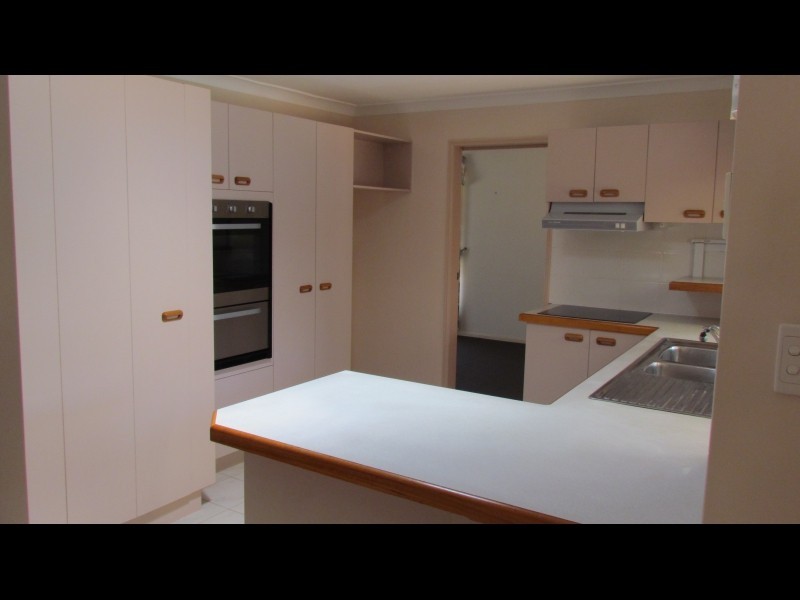 9 Skinner Avenue, Wellington Point QLD 4160