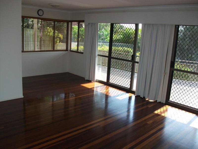 18  Citrine Steet, Camp Hill QLD 4152