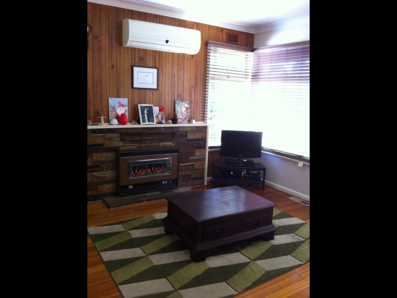 27 Pine Way, Doncaster East VIC 3109