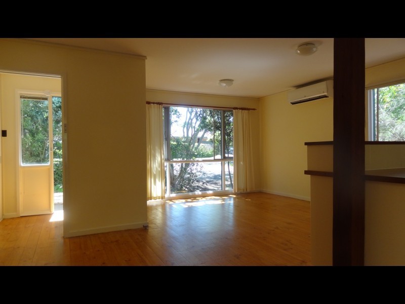 18 Glover Street, Lyneham ACT 2602