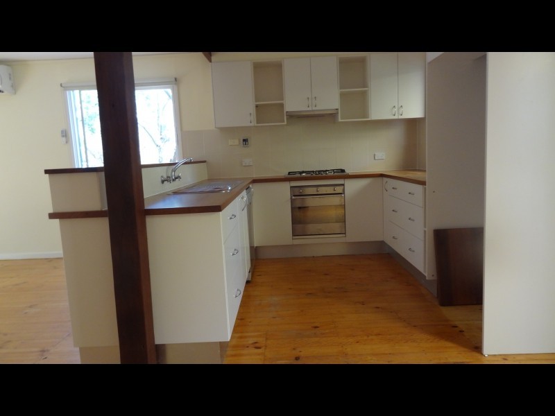 18 Glover Street, Lyneham ACT 2602