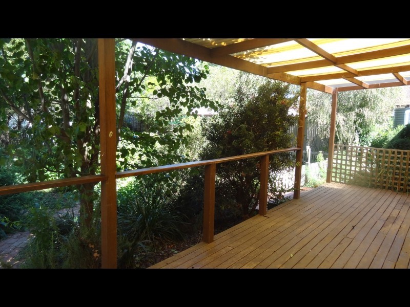 18 Glover Street, Lyneham ACT 2602