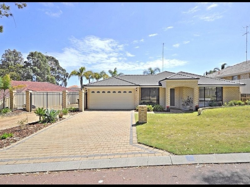 4 Japonica Heights, Halls Head WA 6210