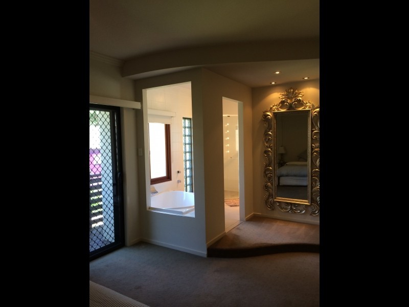 9A Ella Street, Red Hill QLD 4059