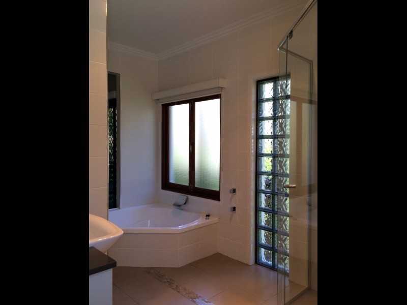 9A Ella Street, Red Hill QLD 4059