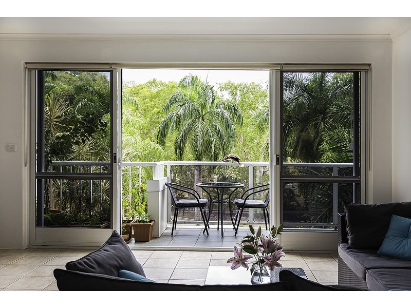 125 Coral Coast Drive, Palm Cove QLD 4879