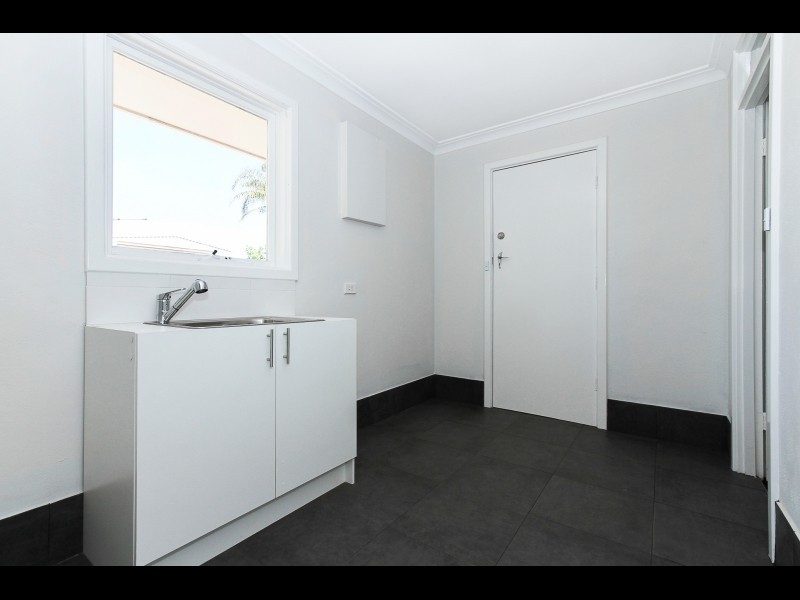 5B Cobine Street, Spearwood WA 6163