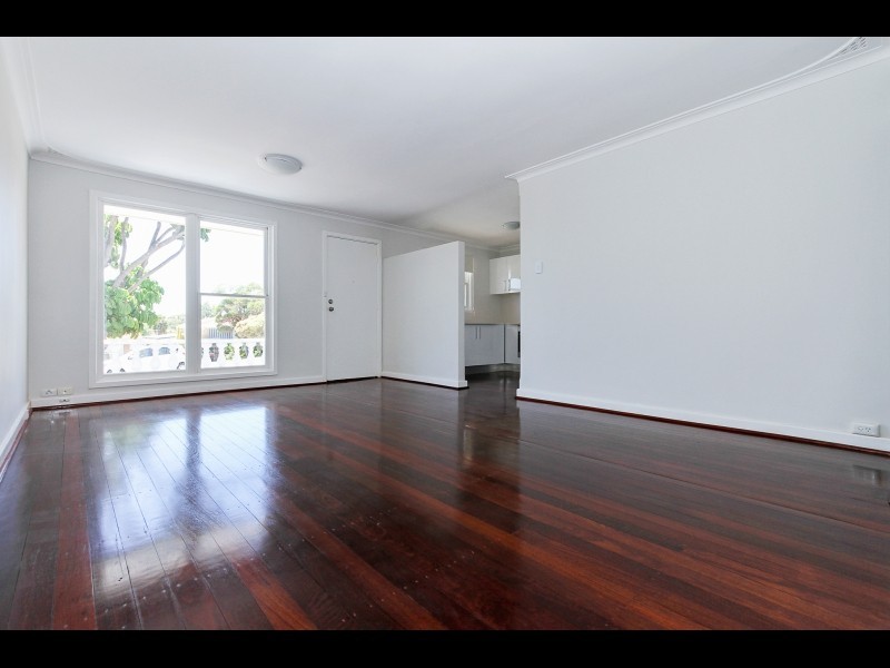 5B Cobine Street, Spearwood WA 6163