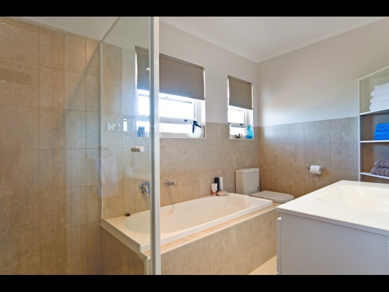 19 Bluff View Road, Mccracken SA 5211