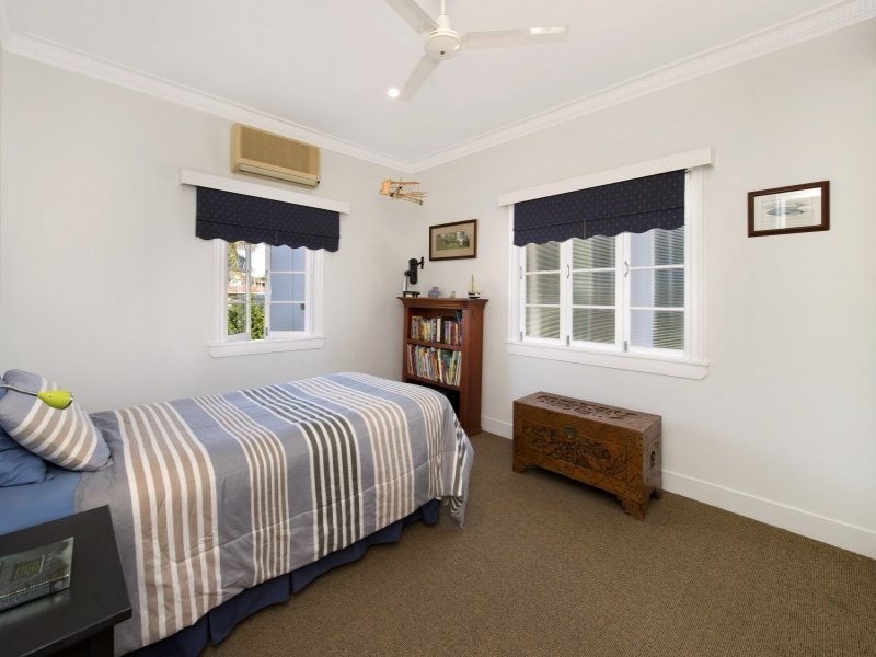 320 Brisbane Corso, Yeronga QLD 4104