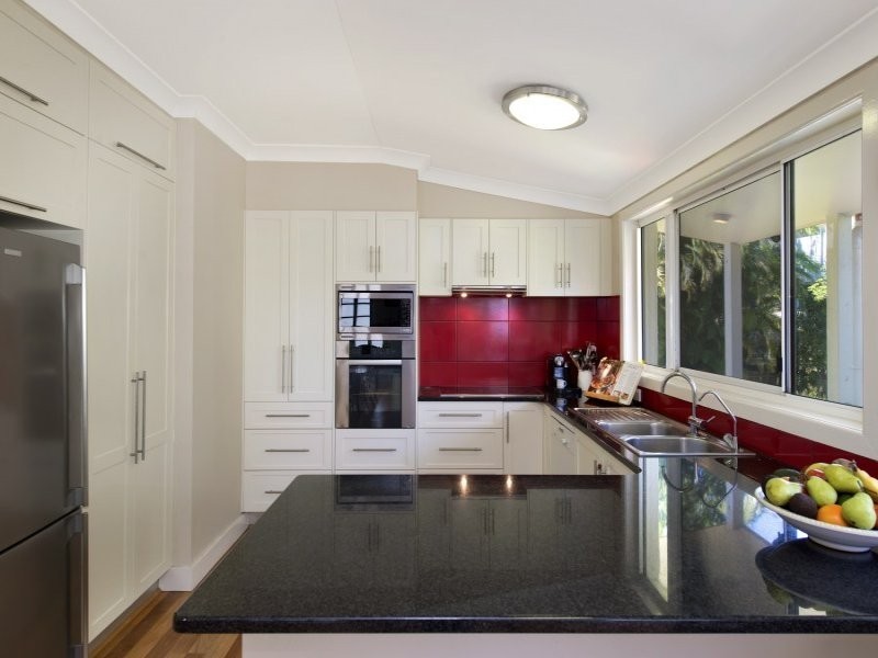 320 Brisbane Corso, Yeronga QLD 4104