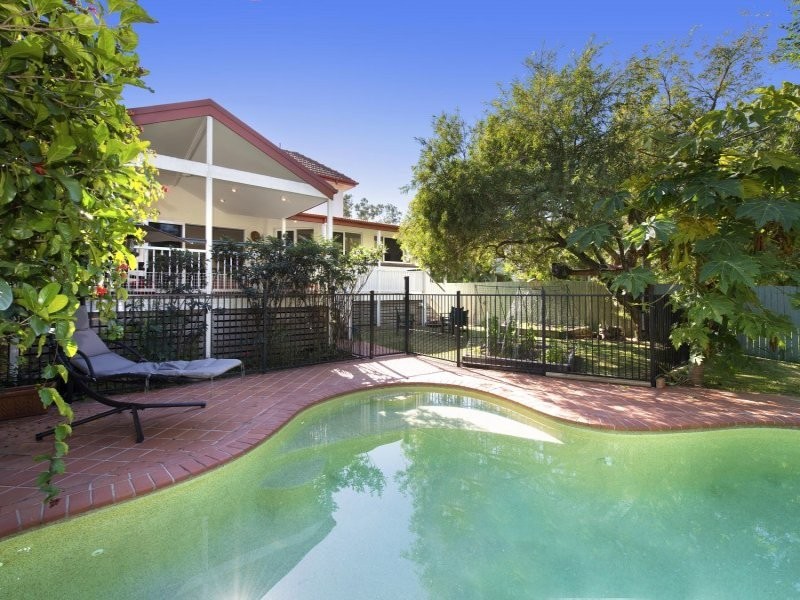 320 Brisbane Corso, Yeronga QLD 4104