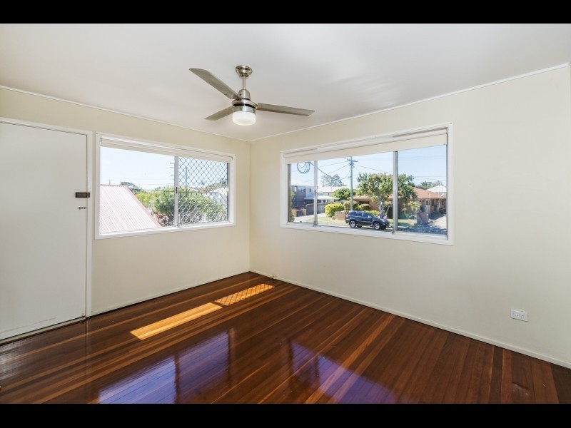2/63 Emsworth Street, Wynnum QLD 4178