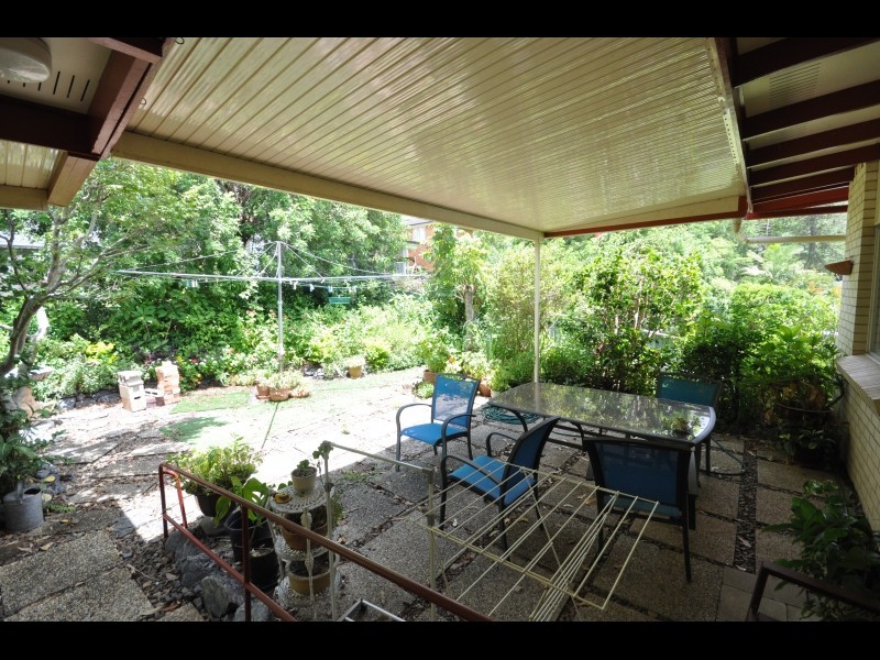 16 Aronia Street, Kenmore QLD 4069