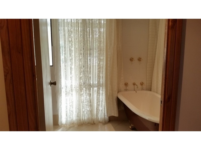 4548 Great Eastern Highway, Bakers Hill WA 6562