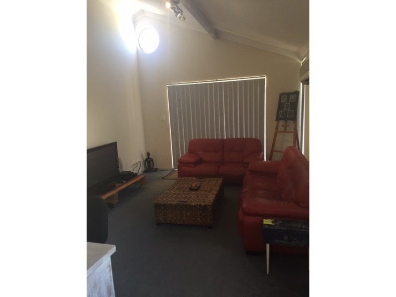 2/163 Lawley Street, Yokine WA 6060