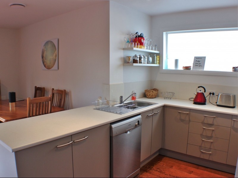 31 Claude St, New Town TAS 7008