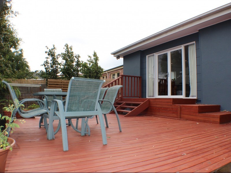 31 Claude St, New Town TAS 7008