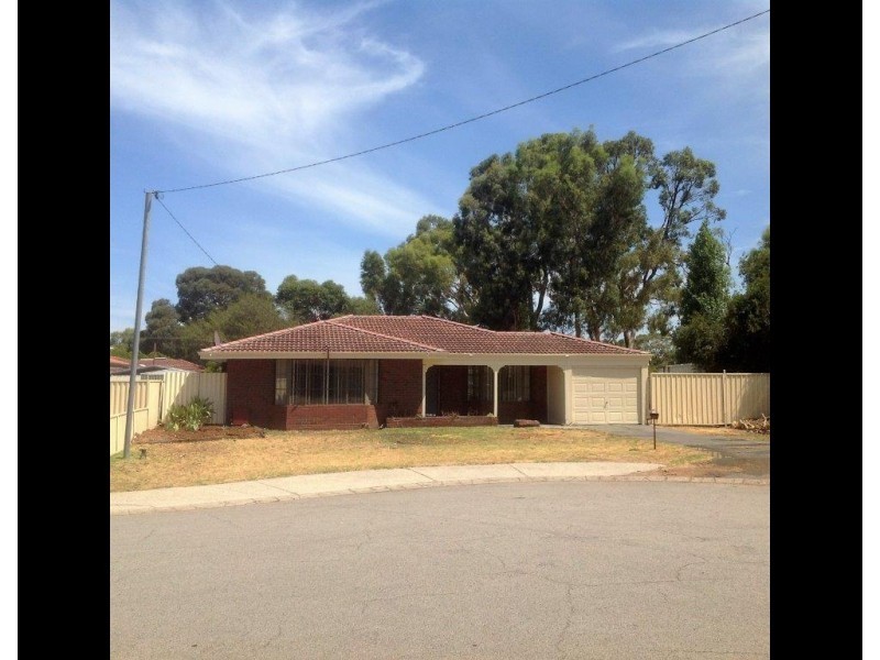 11 Poplar Court, Forrestfield WA 6058