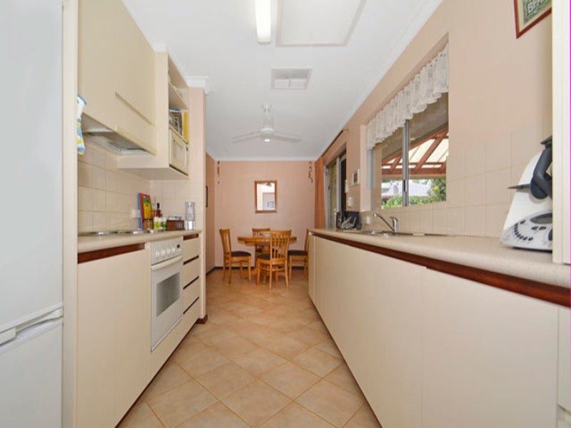 13 Eastwood Way, Hamersley WA 6022