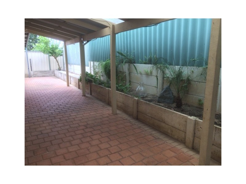 7 Boas Place, Hilton WA 6163
