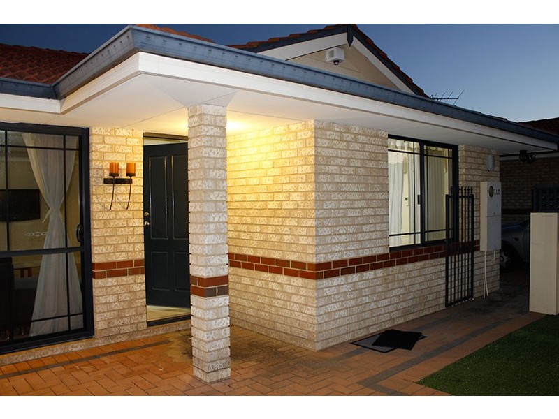 11/2 Boundary Road, St James WA 6102