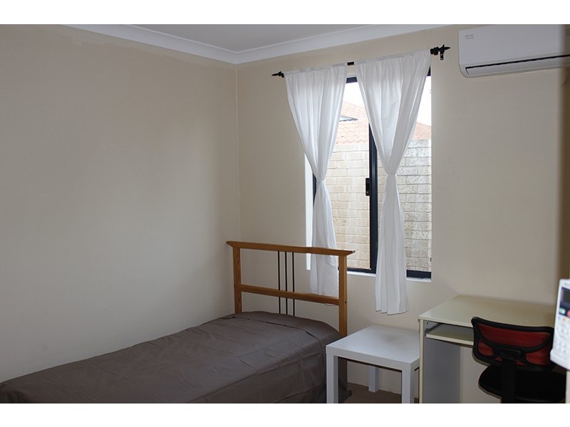 11/2 Boundary Road, St James WA 6102