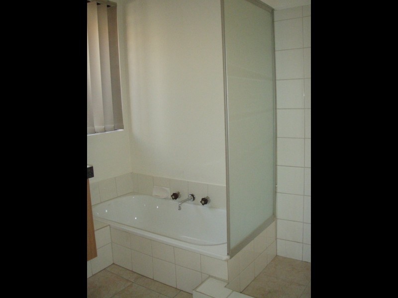 24 Yenisey Crescent, Beechboro WA 6063