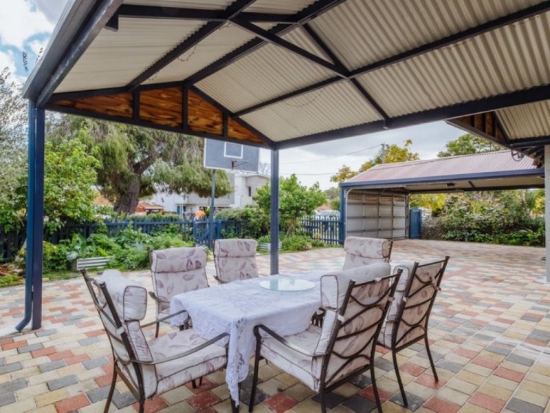 20 Moulden Avenue, Yokine WA 6060