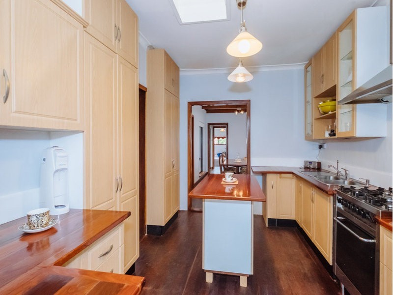 20 Moulden Avenue, Yokine WA 6060