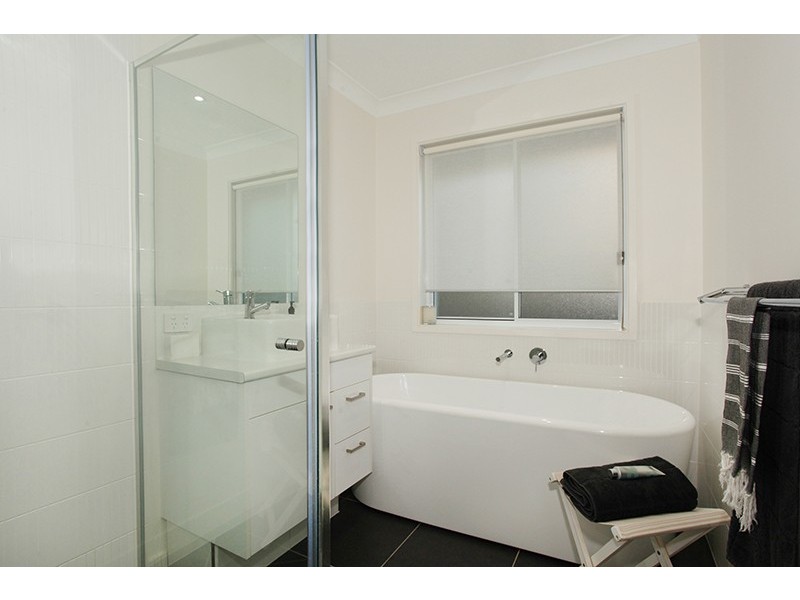 60 Prestwick Drive, Twin Waters QLD 4564