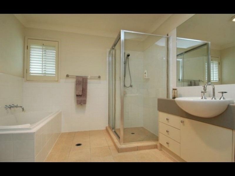 21 Nocturne Lane, Coomera Waters QLD 4209
