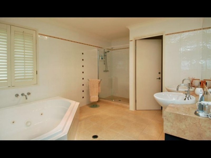 21 Nocturne Lane, Coomera Waters QLD 4209