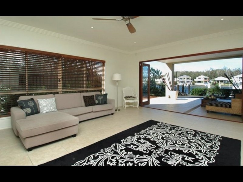 21 Nocturne Lane, Coomera Waters QLD 4209