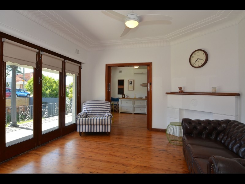 7 Bailey Street, Adamstown NSW 2289