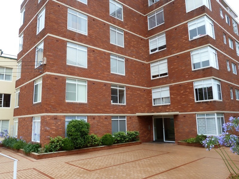 9/12 Cove Avenue, Manly NSW 2095