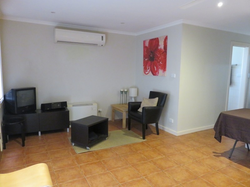 2/26 Thorpe Street, Newport VIC 3015
