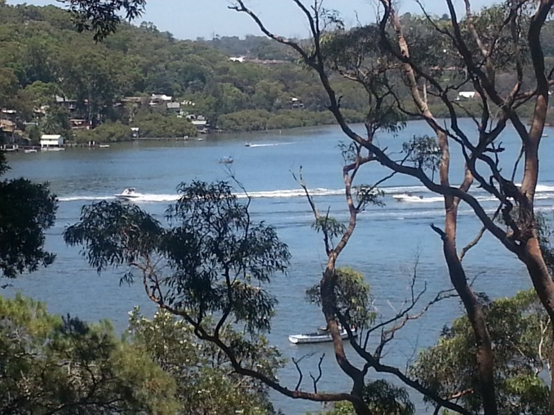 5 Dinjerra Crescent, Oatley NSW 2223