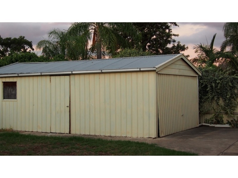 28 Castle Street, Modbury SA 5092