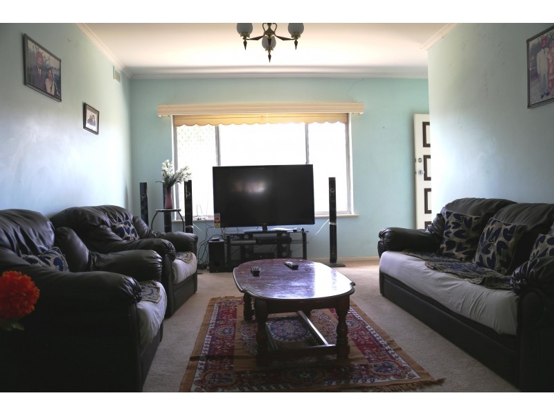 1/3 Shaftesbury Avenue, Fulham Gardens SA 5024