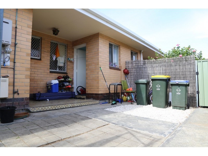 1/3 Shaftesbury Avenue, Fulham Gardens SA 5024