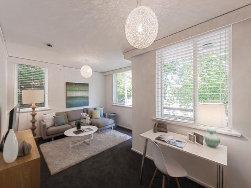 1/329 Dandenong Road, Prahran VIC 3181