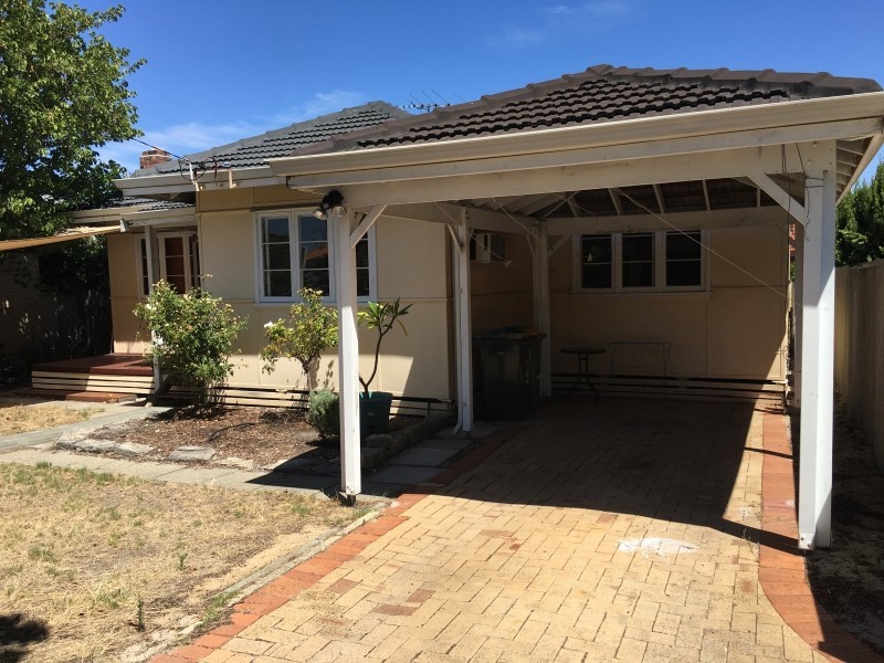 9 Adamson Road, Brentwood WA 6153