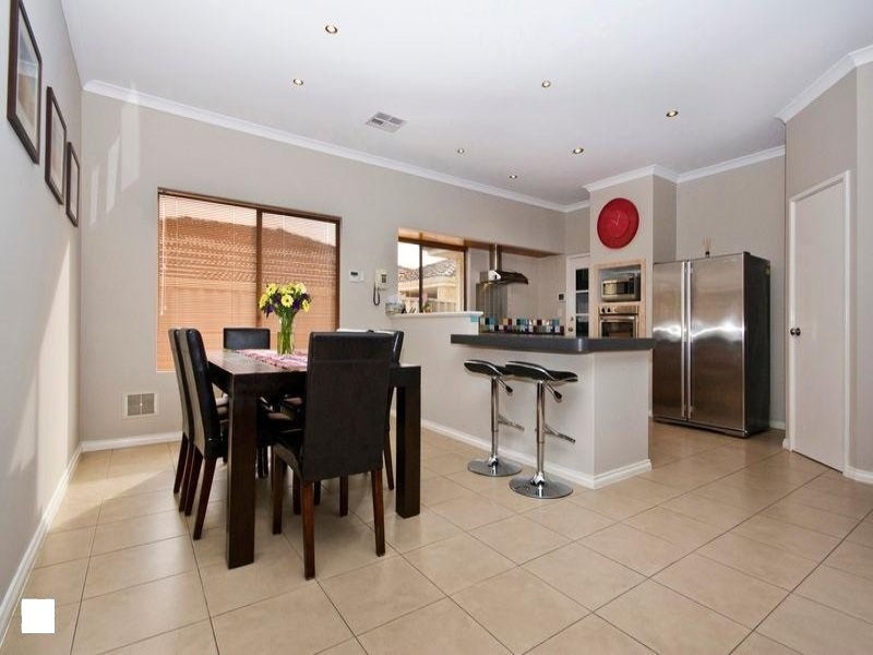 14 Tindal Avenue, Yangebup WA 6164