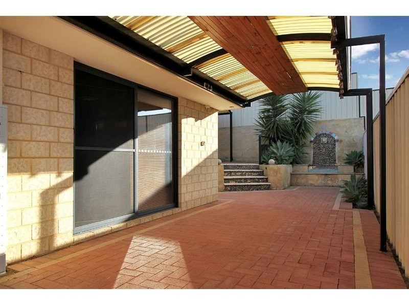14 Tindal Avenue, Yangebup WA 6164